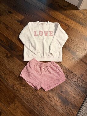 Vintage Havana Love  Sweatshirt with Pink Pink Seersucker Shorts - Sz Sm
